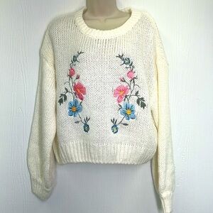 H&M - White Colorful Floral Knit Long Sleeve Crew Neck Sweater Size Large